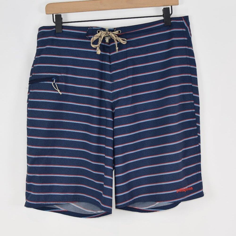Patagonia Mens Nylon Drawstring lightweight shorts SIZE 32